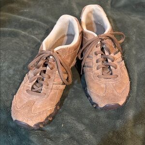 Women's Brown Athletic Shoes